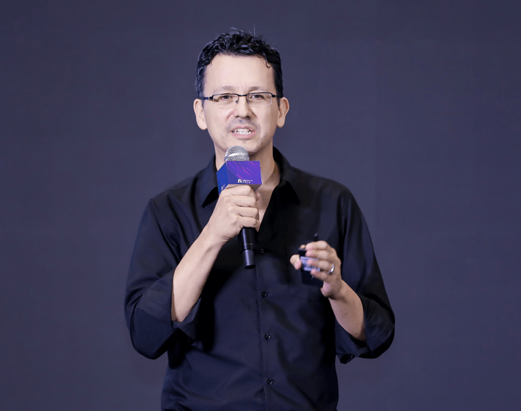 Aaron Chang